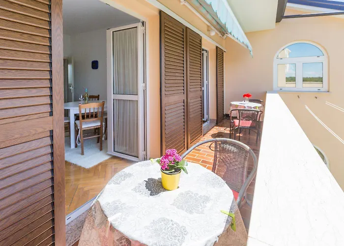 شقة Helles Nur 250 Meter Zum Mit Meerblick, Pool, Grill, Waschmaschine بوريتش